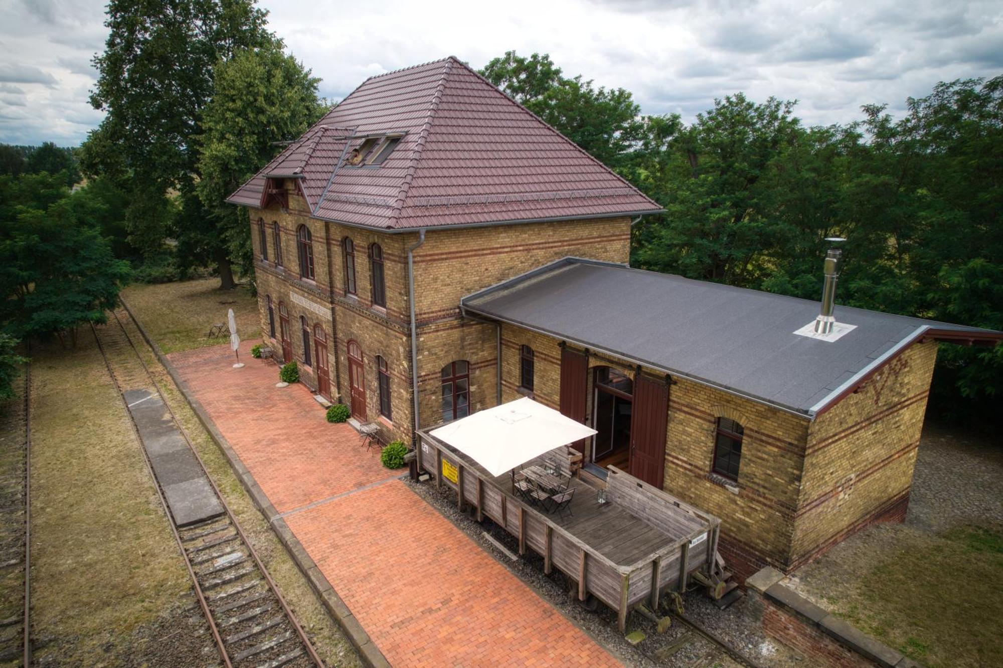 Ferienwohnungen Bahnhof Werder Juterbog Exterior photo